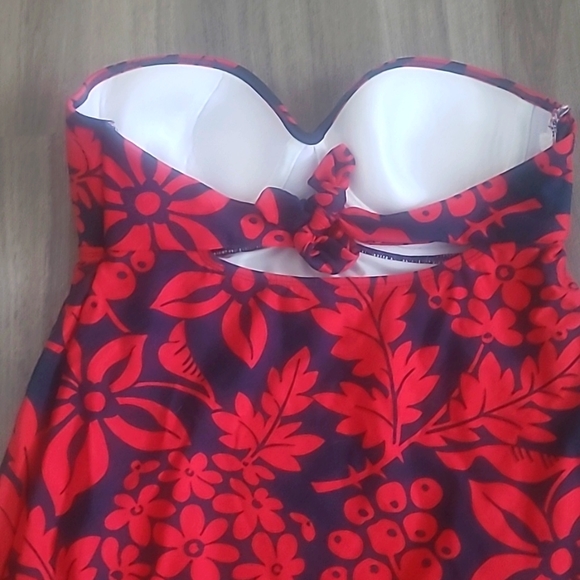 Tommy Hilfiger Bathingsuit - Picture 2 of 3